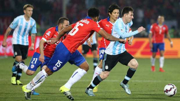 chile-argentina-messi.jpg